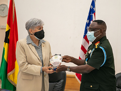 20201109-TRG-Website-DMPC-Handover-small